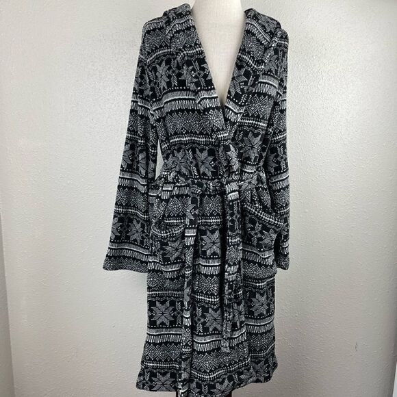 Sleep Chic Robe Size M EUC - Picture 1 of 9
